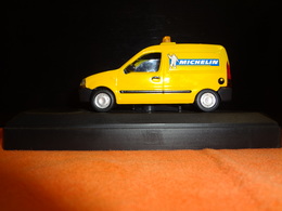 Voiture - C Renault Kangoo 1998 - Michelin (Bibendum) - Solido 1/43 - Solido