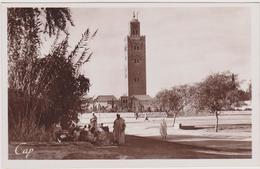 AFRIQUE,AFRICA,MAROC,MAROCCO,MARRUECOS,MARRAKECH,K OUTOUBIA,jardin Ancien,imam,priere - Marrakech