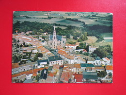 CPA 44 AIGREFEUILLE SUR MAINE VUE AERIENNE LE CENTRE DU BOURG - Aigrefeuille-sur-Maine