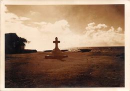WALLIS-et-FUTUNA  -  Cliché De D'une Croix élevée En Souvenir De L'arrivée Du Père BATAILLON  - Voir Description - Wallis And Futuna
