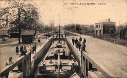 Neuville-sur-Escaut - L'Ecluse (animée, Delsart, 1912, Batellerie) - Binnenschepen