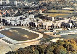 77-LAGNY-SUR-MARNE- VUE  AERIENNE ORLY PARC ET LE TERRAIN DE SPORT - Lagny Sur Marne