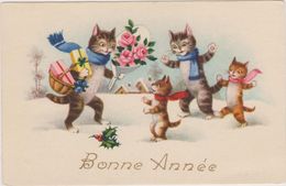 Cpa,la Bonne Année Avec Les Chats,sur La Neige,chats Chatons,cat Marron,plein De Cadeaux Pour Ses Enfants Chats,rare - Chats