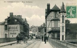 10 - VIERZON - Rue Voltaire (date 1913) - Vierzon