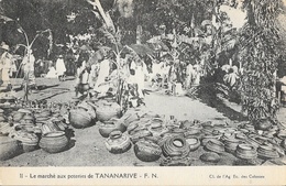 Madagascar, Le Marché Aux Poteries De Tananarive - Carte F.N. N° 11 Non Circulée - Madagaskar