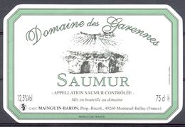 713 - Saumur - Domaine Des Garennes - GAEC Mainguin-Baron - Prop. Récoltant - 49260 Montreuil Bellay - Vino Tinto