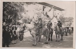 Carte Photo 68 Fêtes Libération Aout 1946 MASEVAUX Alsacienne Jeanne D'Arc Devant Le Café - Masevaux