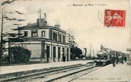 N°4074 A -cpa Nonant Le Pin -la Gare- - Gares - Avec Trains