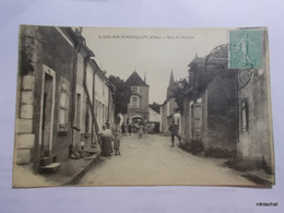 LES AIX D'ANGILLON-Rue Du Donjon - Les Aix-d'Angillon