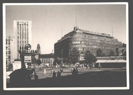 Helsinki / Helsingfors - City View - Animation - Classic Cars VW Käfer / Beetle / Coccinelle / Kever - Photo Card - 1954 - Finlande