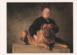 CPM 10x15 . Phot. Yann Arthus-Bertrand . CHIEN. DOG. BOULEDOGUE FRANCAIS : Enny Dit "Etienne" & Claire Fille à Mr JACQUE - Perros