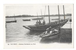 ILE TUDY (29) Bateaux Sardiniers Au Port Beau Plan - Ile Tudy