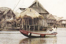 CPSM 9X14 . DAHOMEY. Cité Lacustre (Phot.P.F. DEGEORGES) 1973 - Dahome