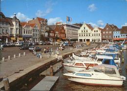 41233331 Husum Nordfriesland Schiffbruecke Boote Husum - Husum