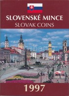 Szlovákia 1997. 10h-10K (7xklf) Forgalmi Sor + 'Körmöcbányai Pénzverde' Fém Emlékérem M?anyag Dísztokban T:BU 
Slovakia  - Ohne Zuordnung