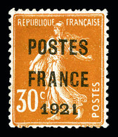 (*) N°35, 30c Orange Surchargé 'POSTE FRANCE 1921', Très Bon Centrage, RARE DANS CETTE QUALITE, SUPERBE (signé Calves/Br - 1893-1947