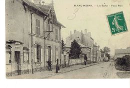 Cpa Le Blanc Mesnil Les écoles Vieux Pays - Le Blanc-Mesnil