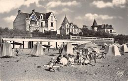 50-SAINT-PAIR-SUR-MER-" COLONIE LES COURLIS " ET LA PLAGE - Saint Pair Sur Mer