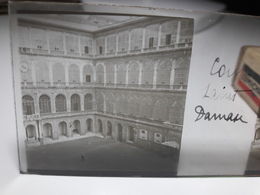 200 - Plaque De Verre - Italie - Rome, Cour Saint Damase - Glass Slides