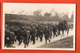 GBQ-18 Foto-Karte Militär Militaire Section En Déplacement.. Nicht Gelaufen - Laufen-Uhwiesen 