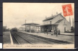 24 - Parcoul Médillac - La Gare , Passage Du Rapide Cote D'Argent - Locomotive - Autres & Non Classés