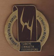 AC - 1st LEVEL TRAINER COURSE 09 - 17 FEBRUARY 1974, MERSIN TURKISH GYMNASTICS FEDERATION MEDAL - PLAQUETTE - Gymnastics