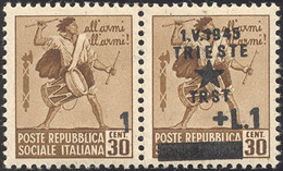 2283 TRIESTE 1945 - 1 Lira Su 30 Cent. Bruno, Senza Filigrana, Coppia Orizzontale, Un Esemplare Con Solo ... - Autres & Non Classés