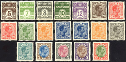 2798 DANIMARCA 1921/28 - Ordinaria, Serie Completa (132/149), Gomma Originale Integra, Perfetti. Cert. Ra... - Autres - Europe