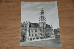 909- Bruxelles, Hotel De Ville - Cafés, Hoteles, Restaurantes