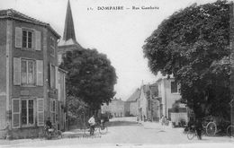 CPA - DOMPAIRE (88) - Aspect De La Rue Gambetta Dans Les Années 20 - Dompaire