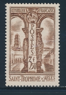 ** N°302 - St Trophime - TB - Unused Stamps