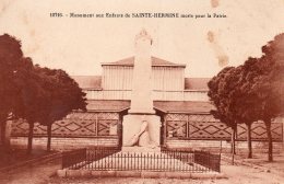 Ste Hermine : Monument Aux Enfants Mortrs Pour La Patrie - Sainte Hermine