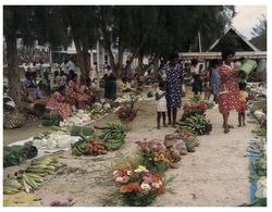 (375) Vanuatu (with Stamp) Vila Market - Vanuatu