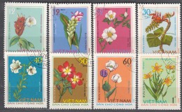 Vietnam 1975 Flowers Mi#795-802, Used - Vietnam