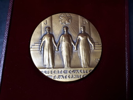 MÉDAILLE MAÇONNIQUE EN BRONZE - Franc-Maçonnerie