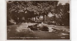 REAL PHOTOGRAPHIC POSTCARD - FOUNTAIN & AVENUE - ARBORETUM - LINCOLN - Lincoln