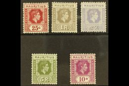 1938-49 Ordinary Paper Set, SG 259b/63a, Very Fine Mint (5 Stamps) For More Images, Please Visit Http://www.sandafayre.c - Mauritius (...-1967)