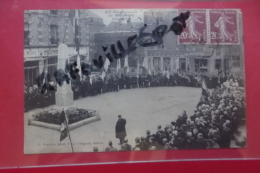 Cp Ay Le Monument Aux Morts Commemoration - Monumenti Ai Caduti