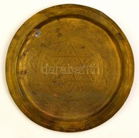 Judaika Szimbvolummal Ellátott Perzsa Réz Tál / Persian Copper Tray. Damaged.  D: 28 Cm - Autres & Non Classés