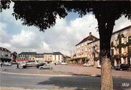 46-GRAMAT- PLACE DE LA REPUBLIQUE - Gramat