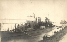 * A Magyar Királyi Folyam?rség Kecskemét és Szeged ?rnaszádja A Dunán / Hungarian Royal River Guard Ships On The Danube. - Ohne Zuordnung
