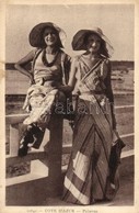 ** T2 Cote D'Azur / French Riviera, Ladies In Pyjamas On The Beach - Unclassified