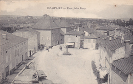 88. DOMPAIRE .CPA. PLACE JULES FERRY. ANNÉE 1917 - Dompaire