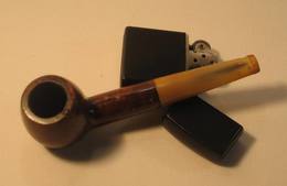 PIPA  - BRUYERE RACINE GARANTIE -USATA - BOCCHINO PENSO CORNO - ( N° 7) - Heather Pipes