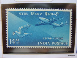 India	1954. India Post Centenary 14 As. Stamp. MH. SG 351, Scott 251 - Ungebraucht