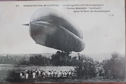 DIRIGEABLE  MILITAIRE  ESPAGNOL  "  TORRES  QUEVEDO  "   DANS  LE  PARC  DE  GUADALAJARA         1908 - Guadalajara