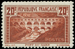 * EMISSIONS DU XXème SIECLE 262B  Pont Du Gard, 20f. Chaudron Clair, T I, Dentelé 11, Frais Et TB - Unused Stamps