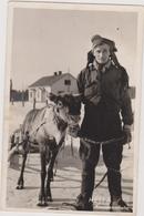 Carte Photo ,1956,laponie,finlande ,hetta  Kauppamatkalla,habitant Se Déplaçant En Traineau,avec Animal - Finlandia