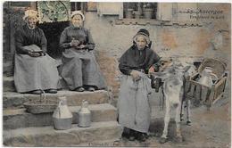 CPA Région Auvergne Métier Circulé Vendeuse De Lait - Auvergne