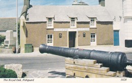 Postcard The Royal Oak Fishguard Pembrokeshire My Ref  B12039 - Pembrokeshire